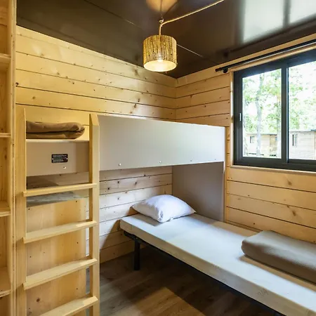 Campsite Huttopia Caminos De Galicia Prado
