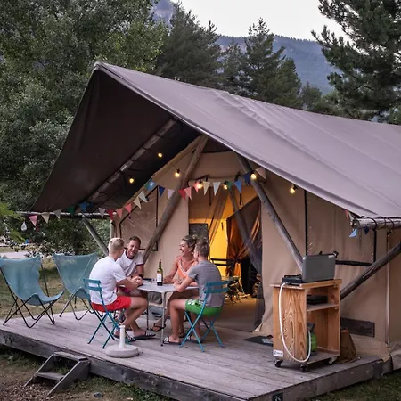 Huttopia Caminos De Galicia Campsite